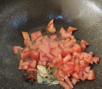 这样的牛肉西红柿炖土豆没人能抗拒