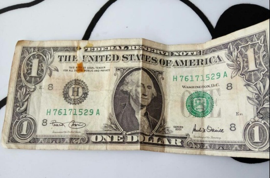 人民币地位飙升！“去美元化”势不可挡，特朗普与马斯克发出警示