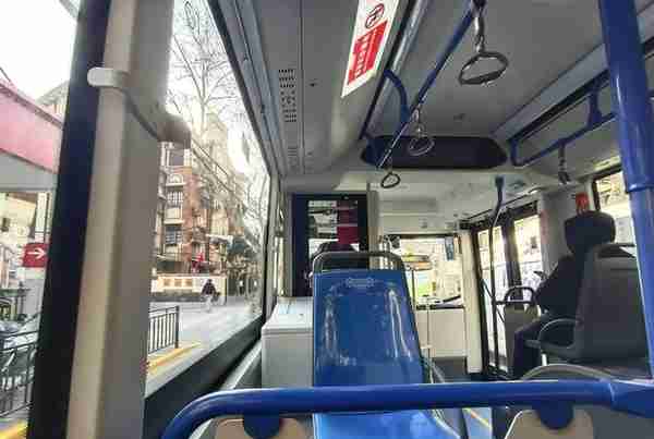 上海电车的更新与换代