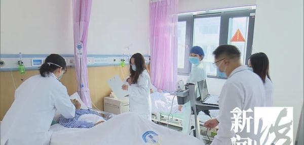 上海社区医院要能外科手术，能配三级医院的药！信息量很大