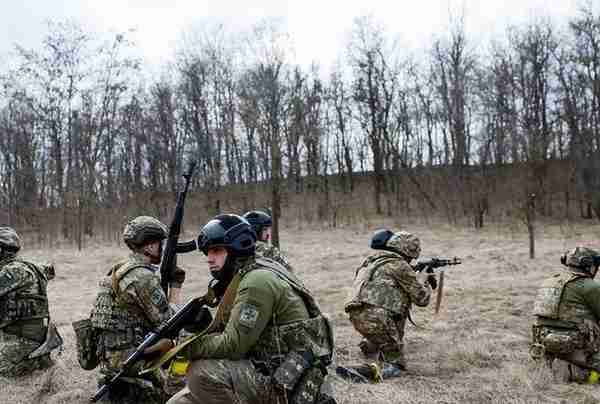 乌克兰正在训练40000名“风暴旅”部队 加强对俄罗斯的反攻计划