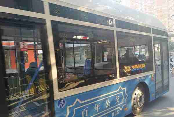 上海电车的更新与换代